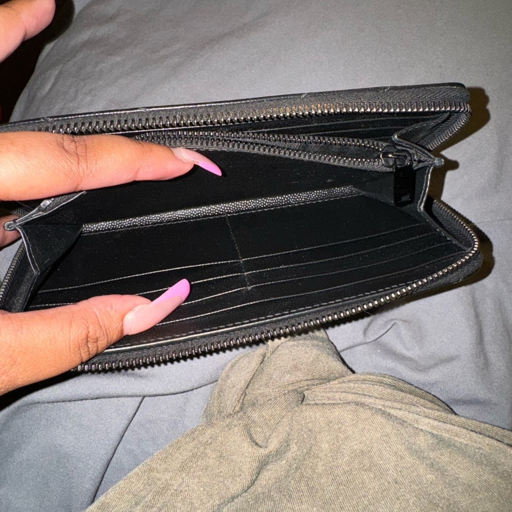YSL Monogram Quilted Wallet - Picture 11 of 12